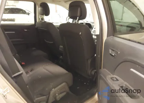 2010 Dodge Journey Sxt z USA, uszkodzony, nr VIN 3D4PG5FV3AT108470